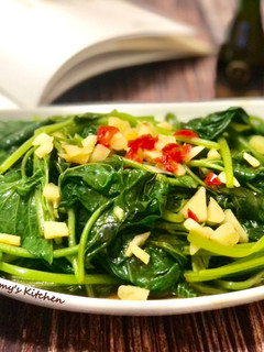 燙地瓜葉 / 家常菜 的食譜成品照片