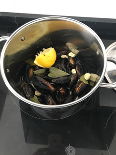 Una foto de Mejillones al vapor