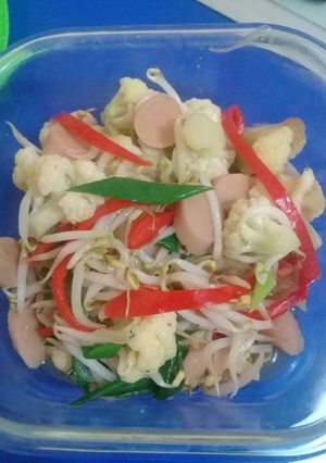 Foto resep Tumis toge sosis