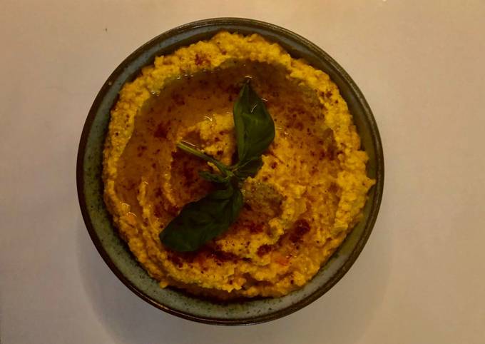 North African Roasted Carrot & Harissa Hummus #vegan