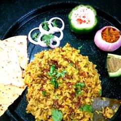 A picture of Urad dal Khichdi.