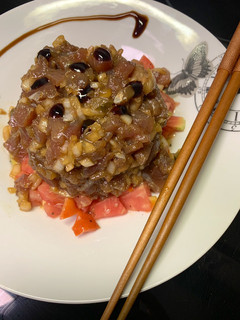 Una foto de Tartar de atún