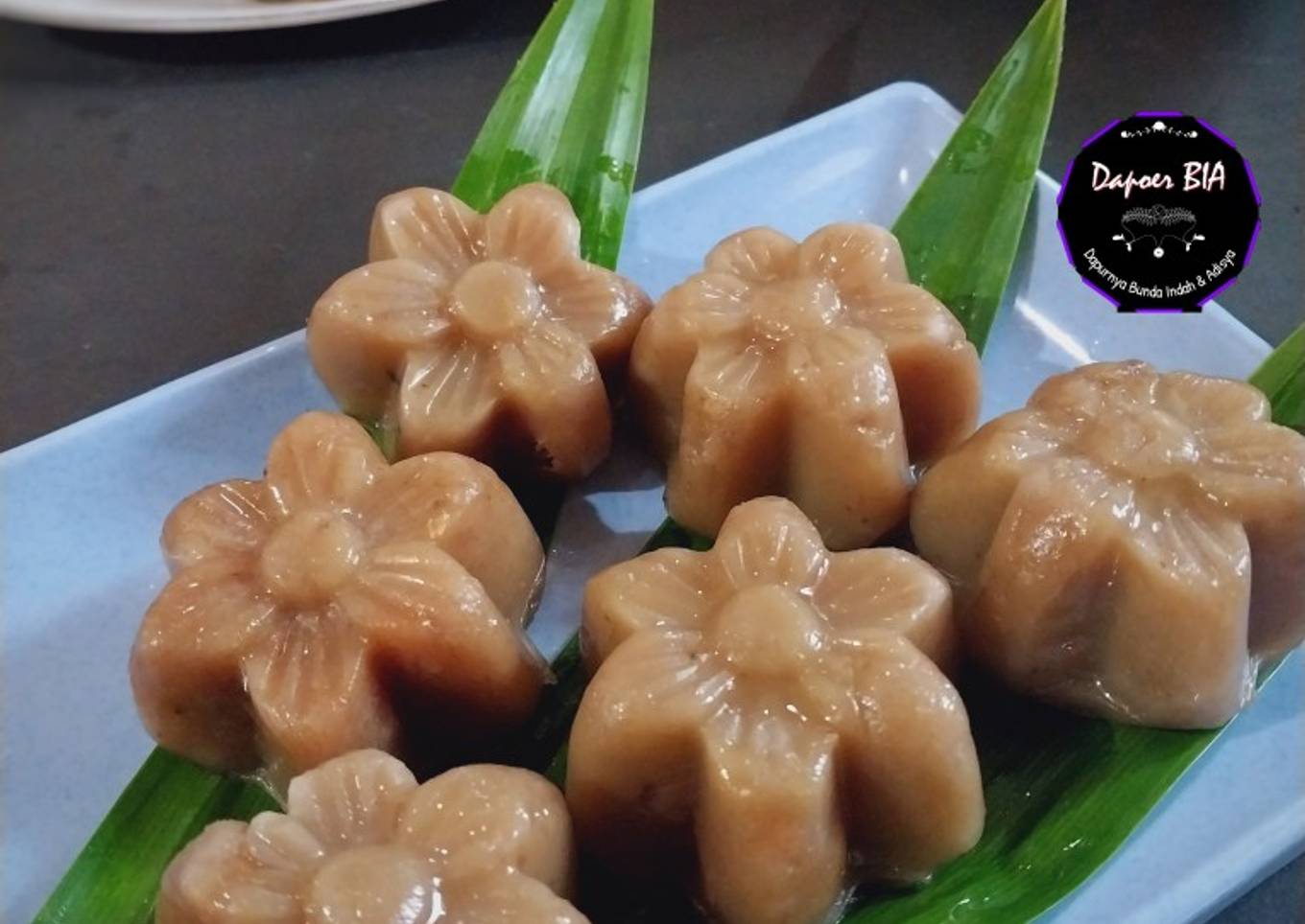 Kue Pisang (Timphan Pisang Inti Kelapa) versi tanpa daun