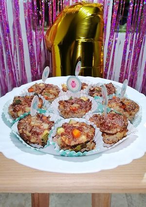 Una foto de Cupcakes de carne aptos para perritos 👌🏼🎉