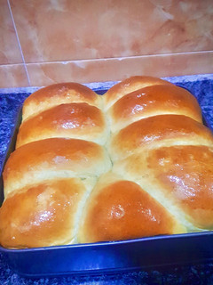 A picture of Butter Bread.