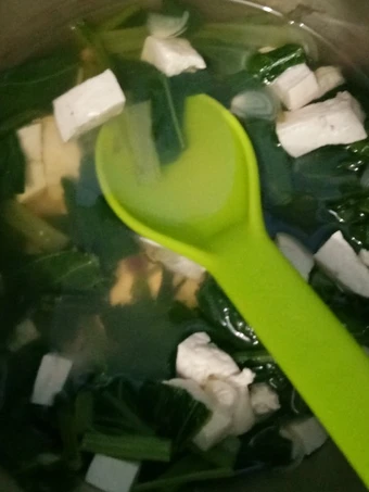 Langkah Gampang Membikin Resep Sayur Bening Sawi &amp; Tahu yang Enak Banget Anti Ribet, Sempurna