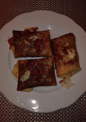 Una foto de Crepes rellenos de verduras