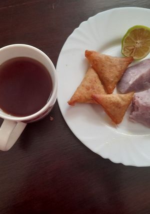 A picture of Beef Samosas.