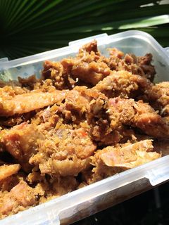Hình của món Gà kho sả ớt.