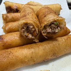 A picture of Longanisa Lumpiang Shanghai.