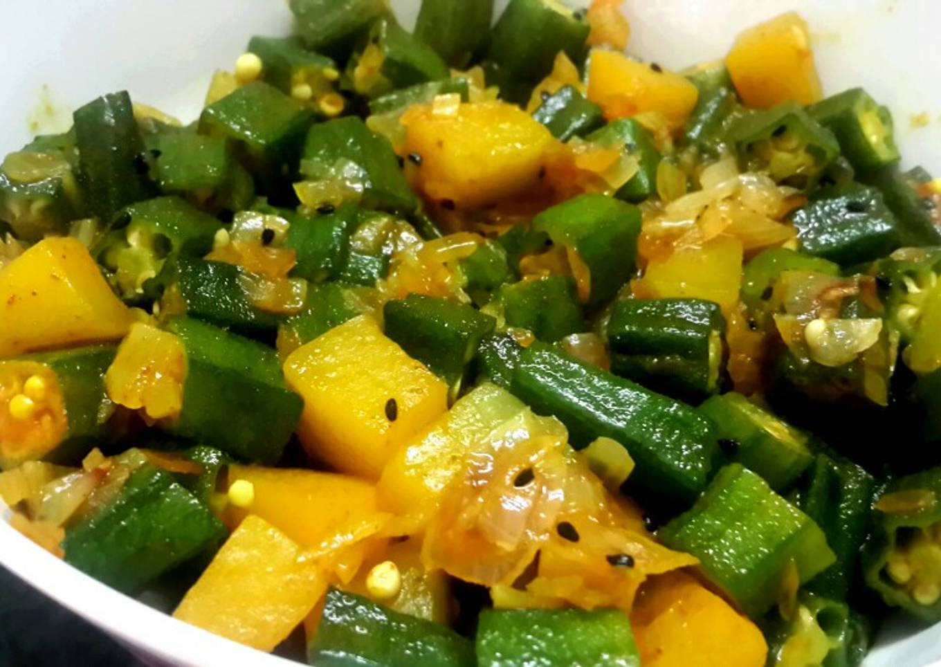 Lady's finger and pumpkin stir fry