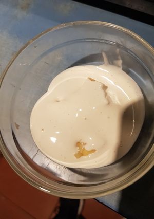 Una foto de Crema chantilly con plátano