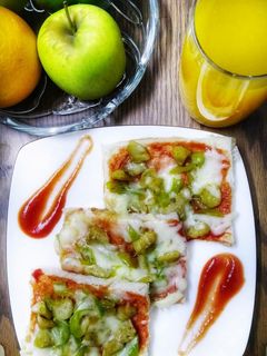 ব্রেড পিজ্জা রেসিপির প্রধান ছবি