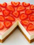 Tarta fría de quesos, fresas y base de Lotus