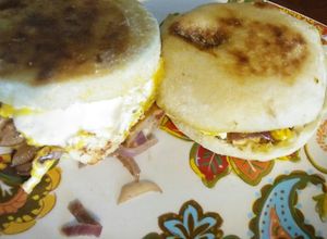 Una foto de Desayuno con muffin