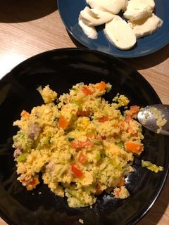 Couscous mit gemischtem Gemüse und Putenfleisch Rezepthauptbild