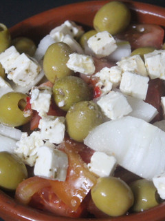 Foto principal de Ensalada de queso fresco en aceite