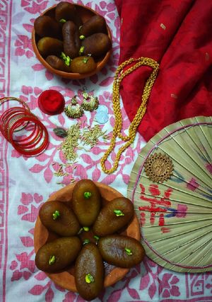 A picture of Langcha-India's famous Bengali Sweets.
