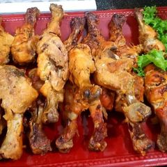 A picture of Taandoori drumsticks.