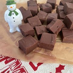 Two Ingredient Chocolate Orange Christmas Fudge 🍊 A picture of Two Ingredient Chocolate Orange Christmas Fudge 🍊.
