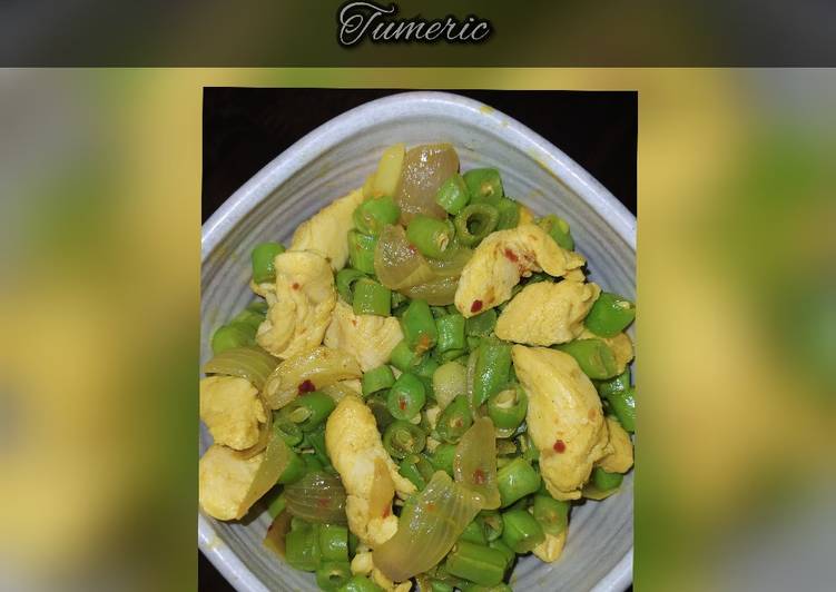 Resep Stir Fry French Beans with Chicken &amp; Tumeric 🥗 yang Enak