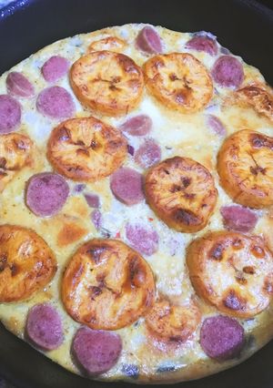 A picture of Plantain pizza.