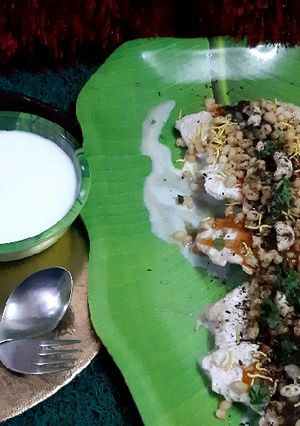 दही गुजिया (dahi gujiya recipe in Hindi) रेसिपी मुख्य फोटो