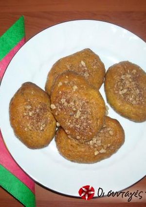 A picture of Melomakarona by Vefa.