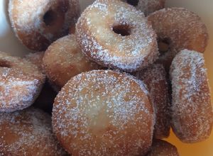 Una foto de Roscas/ donas con harina pureza