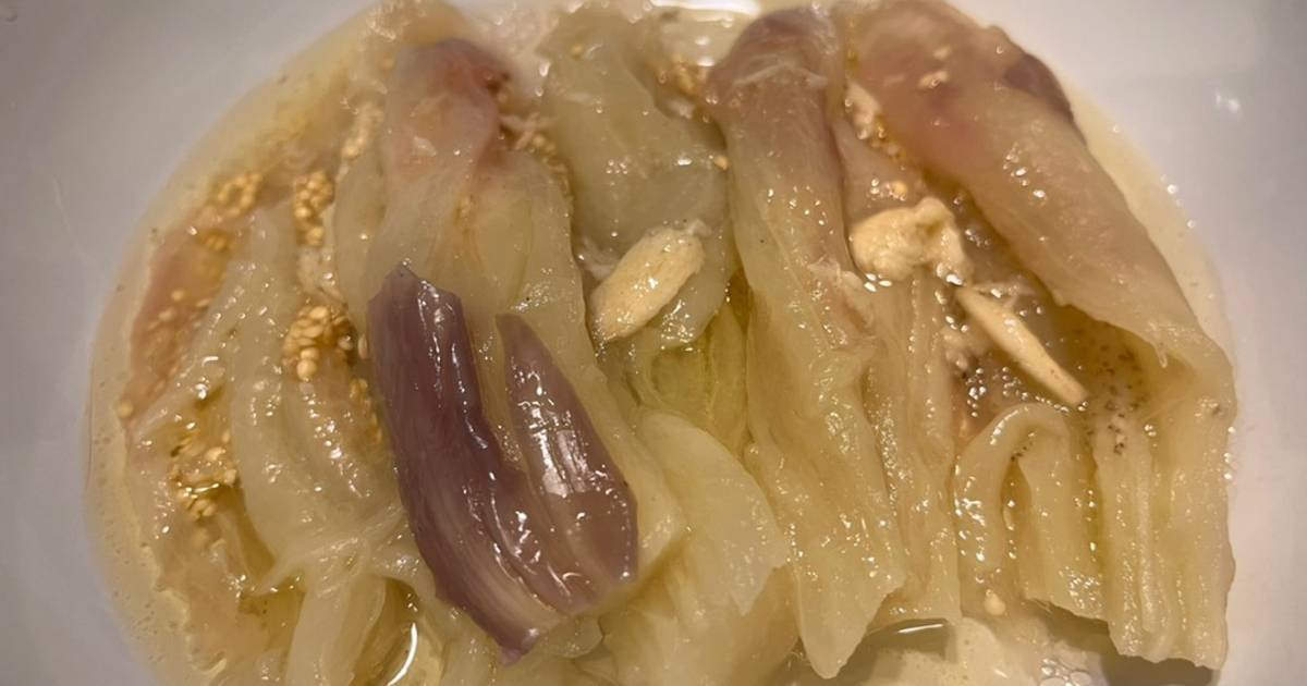 Steamed aubergine with lemon, olive oil and garlic Recipe by Linda L