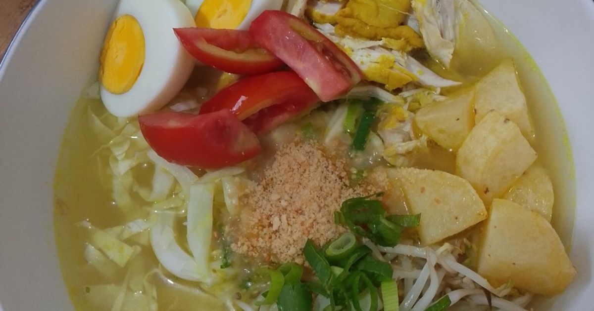 Soto ayam Lamongan (kuah kuning)