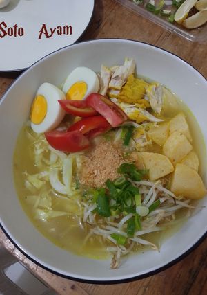 Foto resep Soto ayam Lamongan (kuah kuning)
