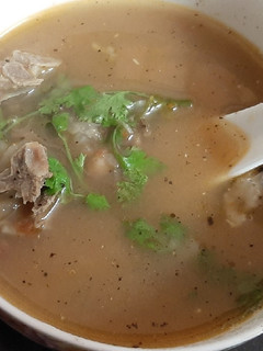 நெஞ்செலும்பு சூப்(bone soup recipe in tamil) செய்முறை முக்கிய புகைப்படம்