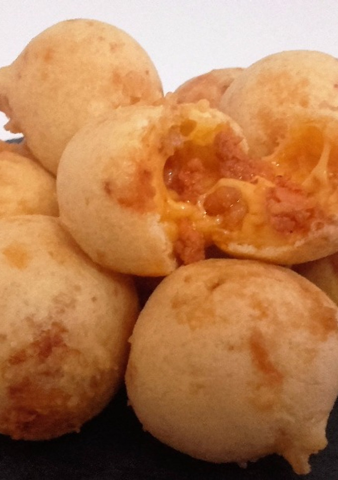 Una foto de Chorizo cheese bites