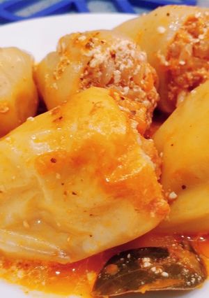 Фото Перец фаршированный мясным фаршем и рисом.
