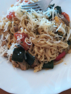 Una foto de Fideos de arroz con curry