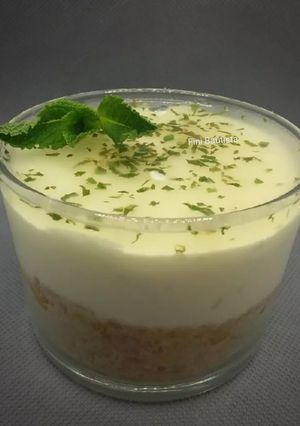 Una foto de Vasitos de Lima y queso
