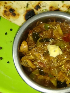 பெப்பர் மஷ்ரூம் கிரேவி செய்முறை முக்கிய புகைப்படம்