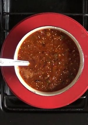 Una foto de Salsa Roja Asada de Chile de Árbol