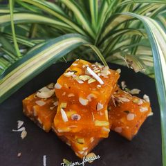 Karachi halwa A picture of Karachi halwa.