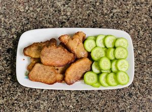 Hình của món Thịt Đùi Heo Nướng Mắm.