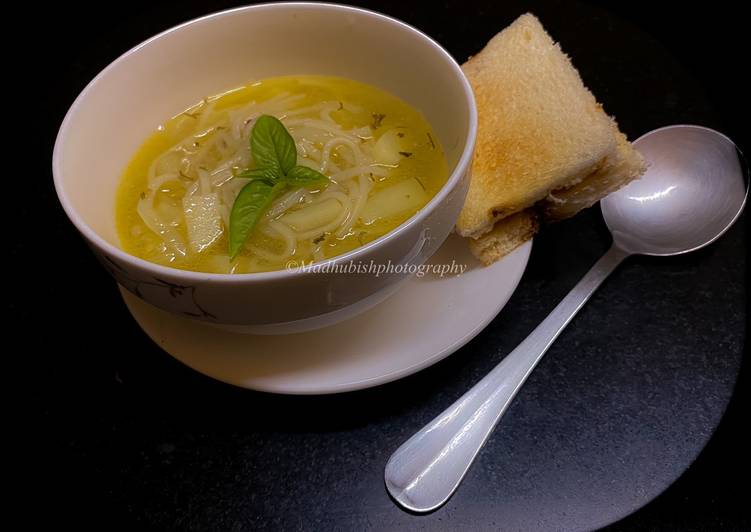 Simple Way to Make Quick Vegetable Noodle Soup