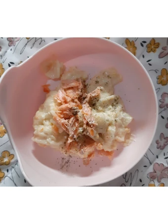 Easy Steps to Prepare Recipes Salmon Mac and Cheese (MPASI 12M+) the Delicious So Delicious.