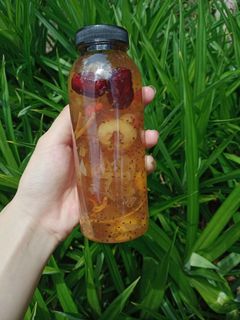 Hình của món Chè tuyết yến dưỡng nhan đường phèn.