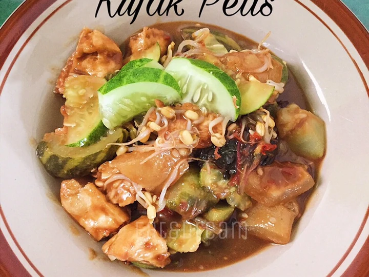 Cara Mudah Menyiapkan Resep Rujak Petis yang Uenak Anti Ribet, Mantap Sekali