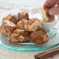 A picture of Cinnamon Snacks.