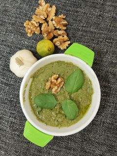 પેસ્તો સોસ (Pesto Sauce Recipe In Gujarati) રેસીપી મુખ્ય ફોટો