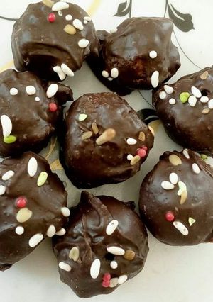 A picture of Chocolate ball.