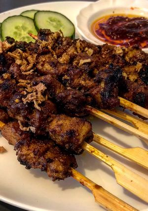 A picture of Sate Babi - Indonesian Pork Satay.