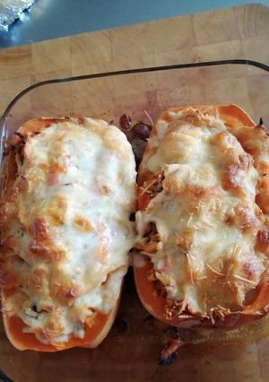 Una foto de Calabaza rellena de pollo